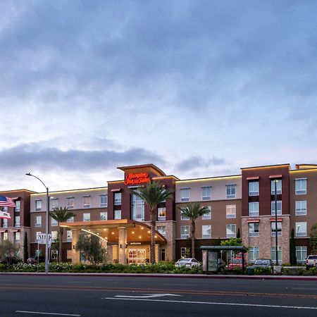 Hampton Inn & Suites Buena Park Exteriör bild